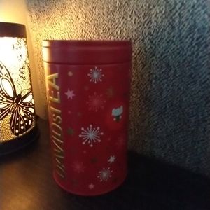 David's Tea tin
